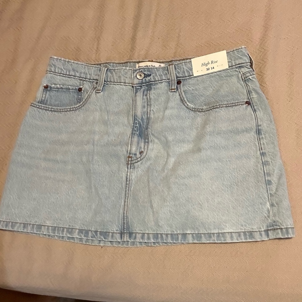 Abercrombie High Rise Skirt